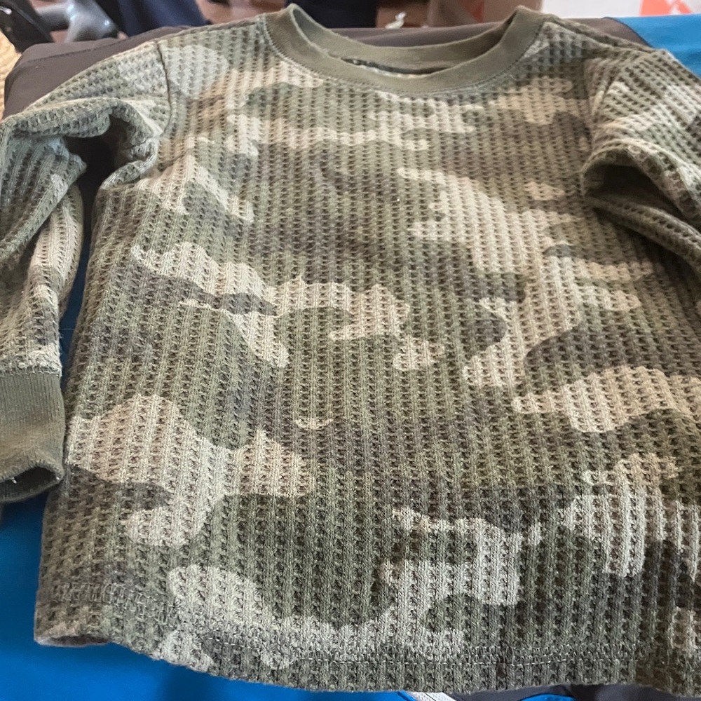 Garanimals Green Camouflage Long Sleeve Tee 3t